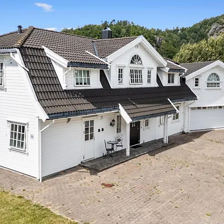 Cozy In South Of Norway! Svenevik